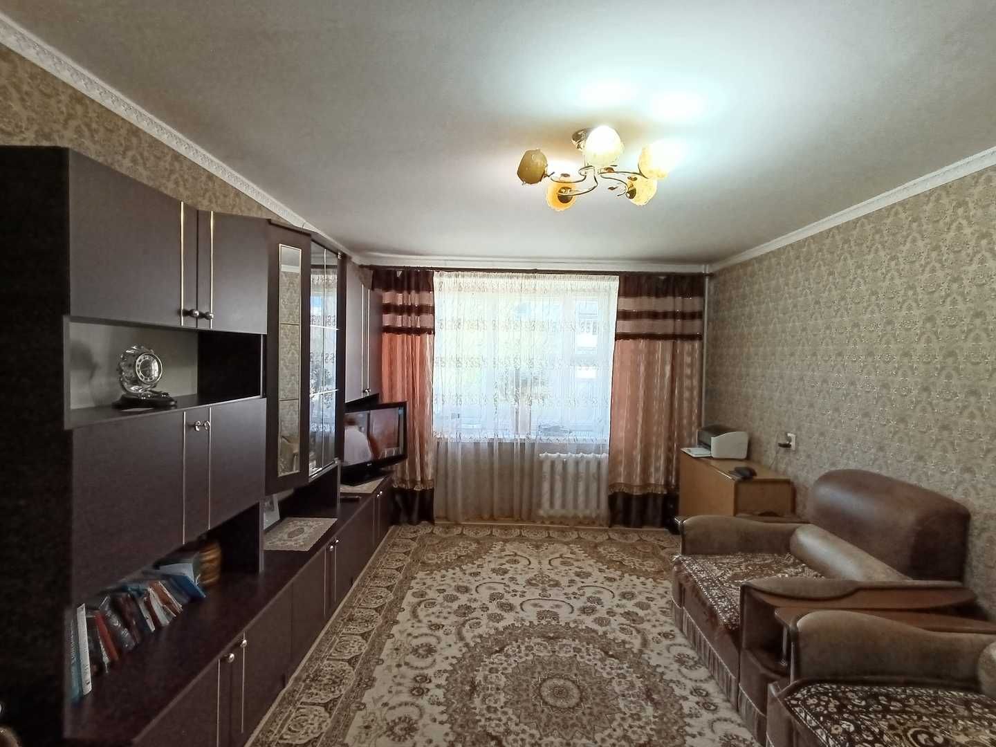 Продажа 2-комнатной квартиры новой планировки на Бензострое
