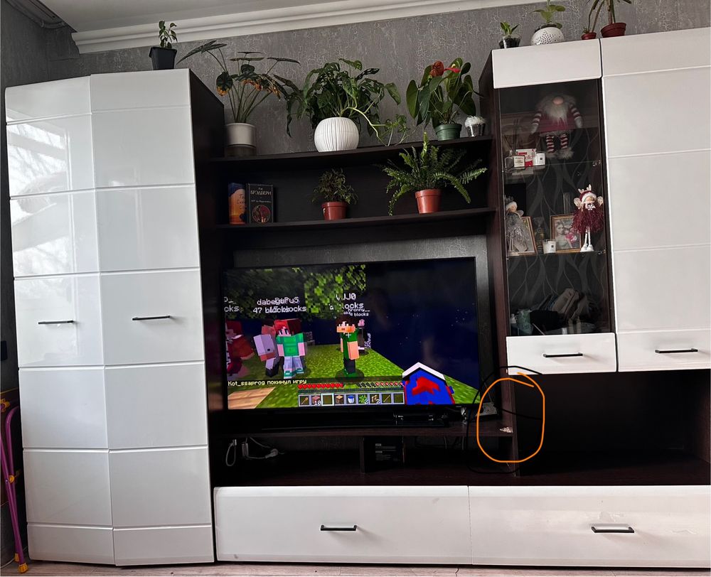 Стенка Ненси белый глянец
