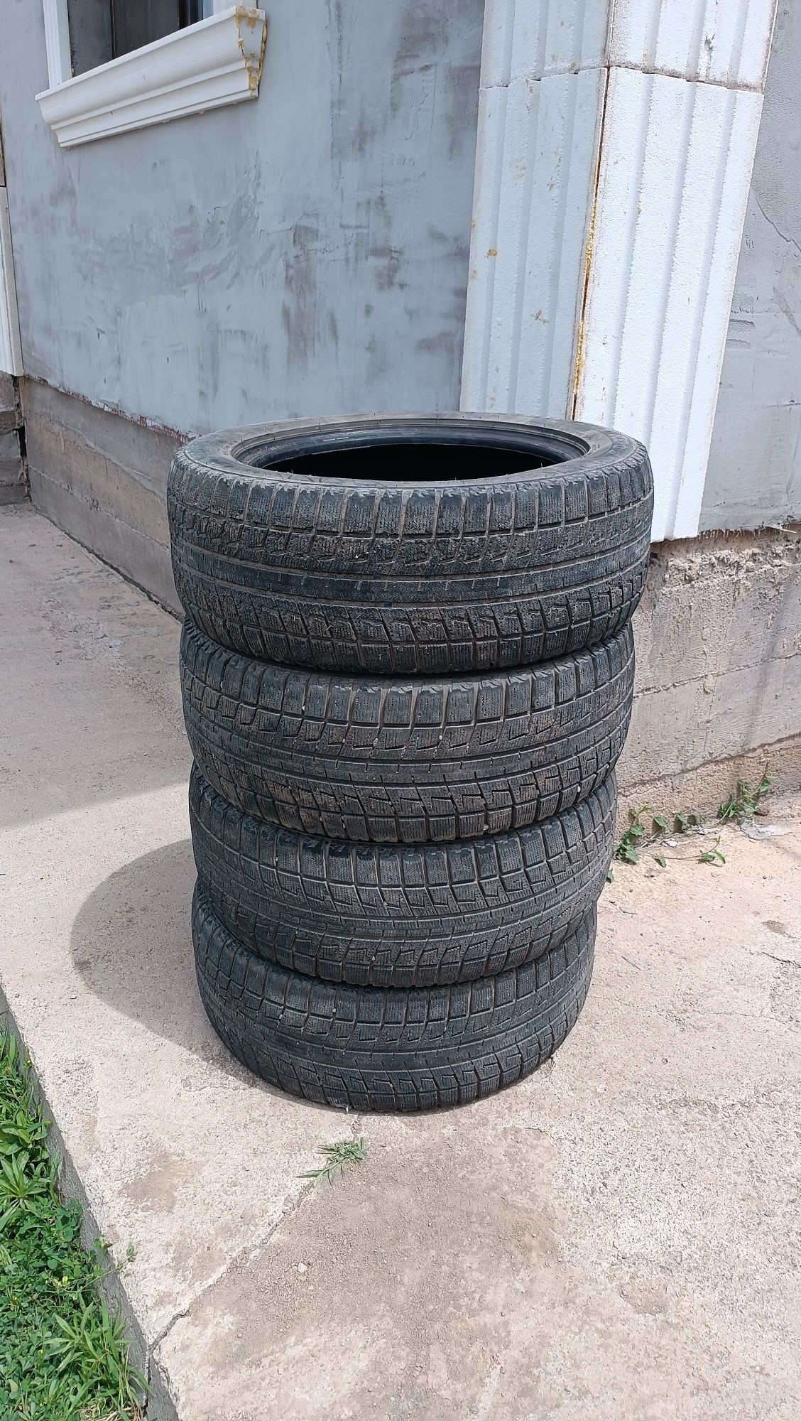 Продам зимняя резина R16