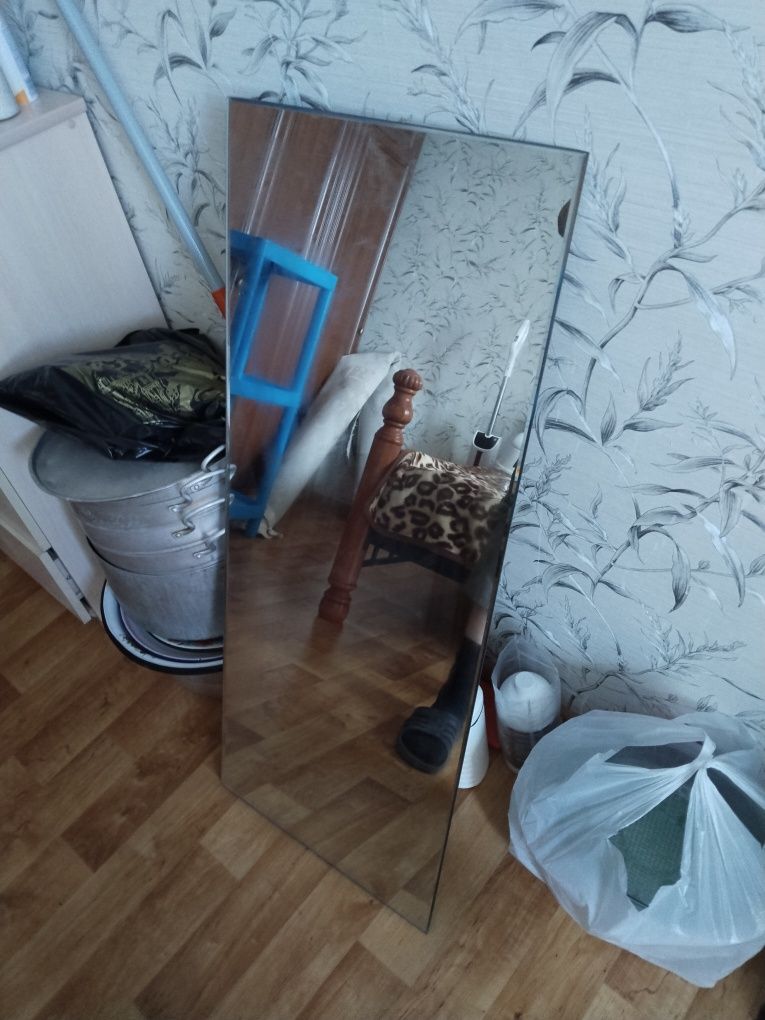 Продам 2 зеркала