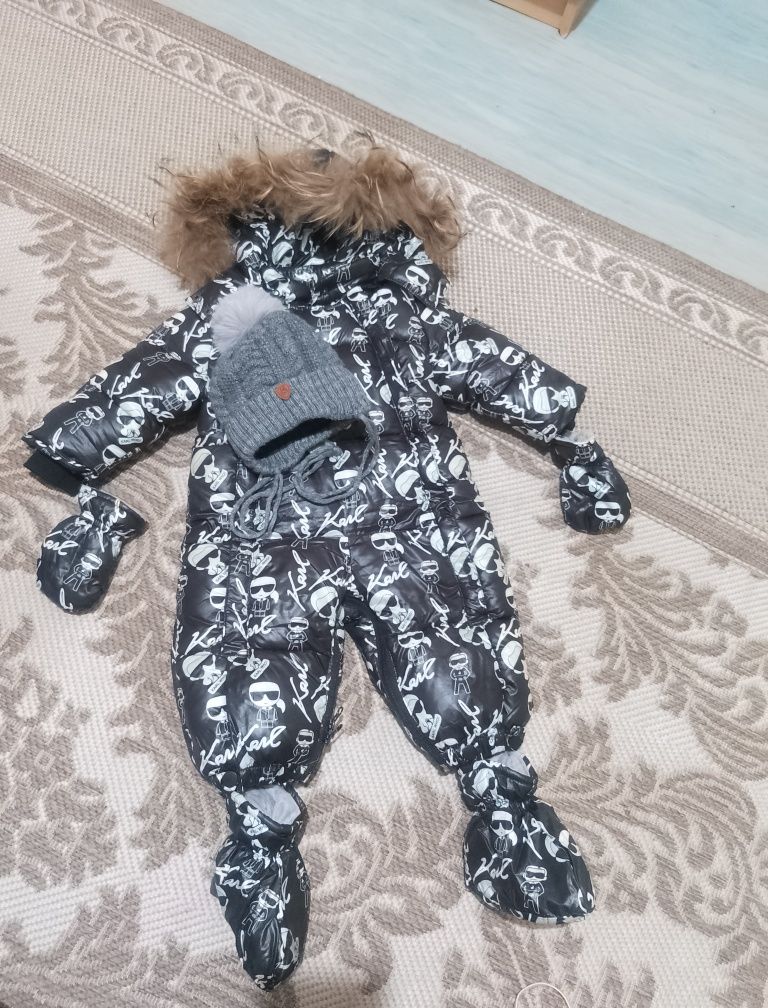 Зимний комбез в отличном состоянии