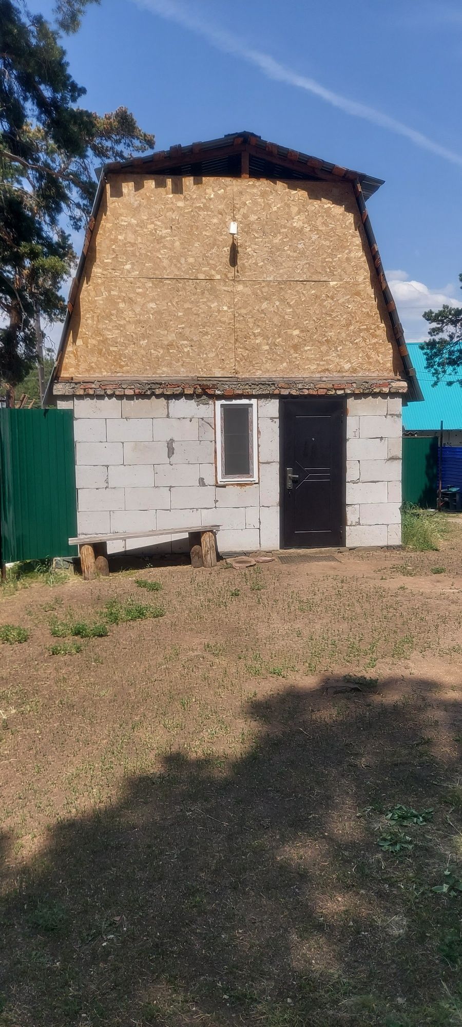 Сдам посуточно деревянный ,благоустройстроенный , отапливаемый.