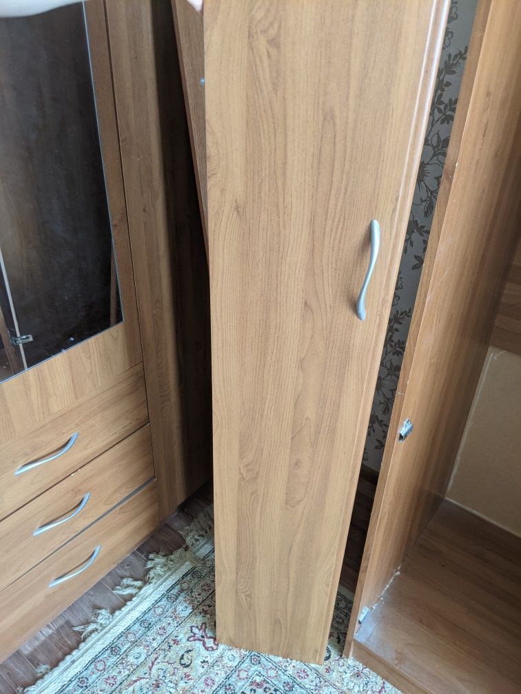 Продам шкаф 8000