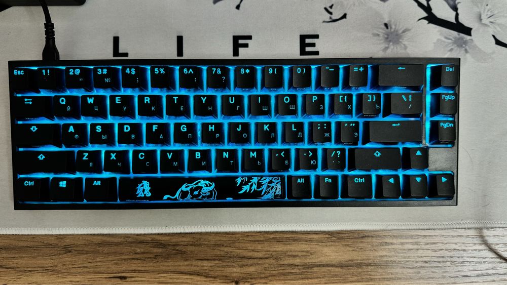 Продам игровую клавиатуру Ducky One 2 SF