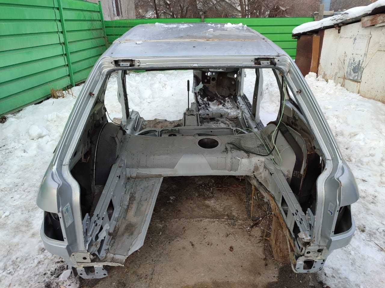 Кузов, крылья, лонжерон, крыша Ауди Audi 100 А6 С4 универсал
