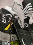Коньки хоккейные S22 BAUER SUPREME M3 SR