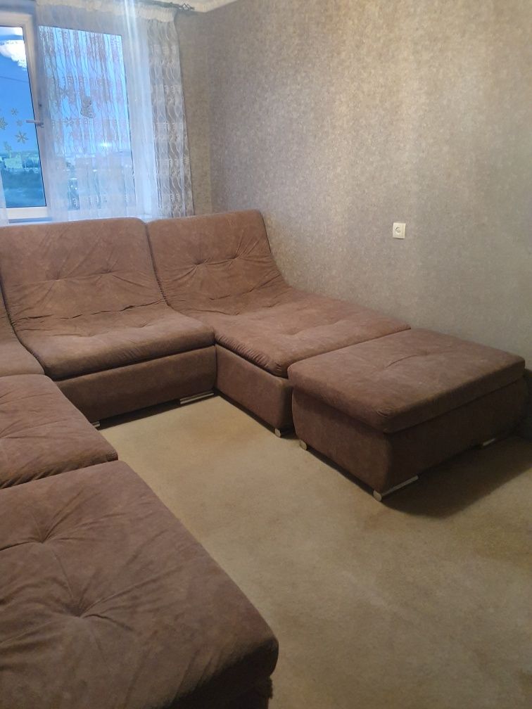 Продам угловой диван
