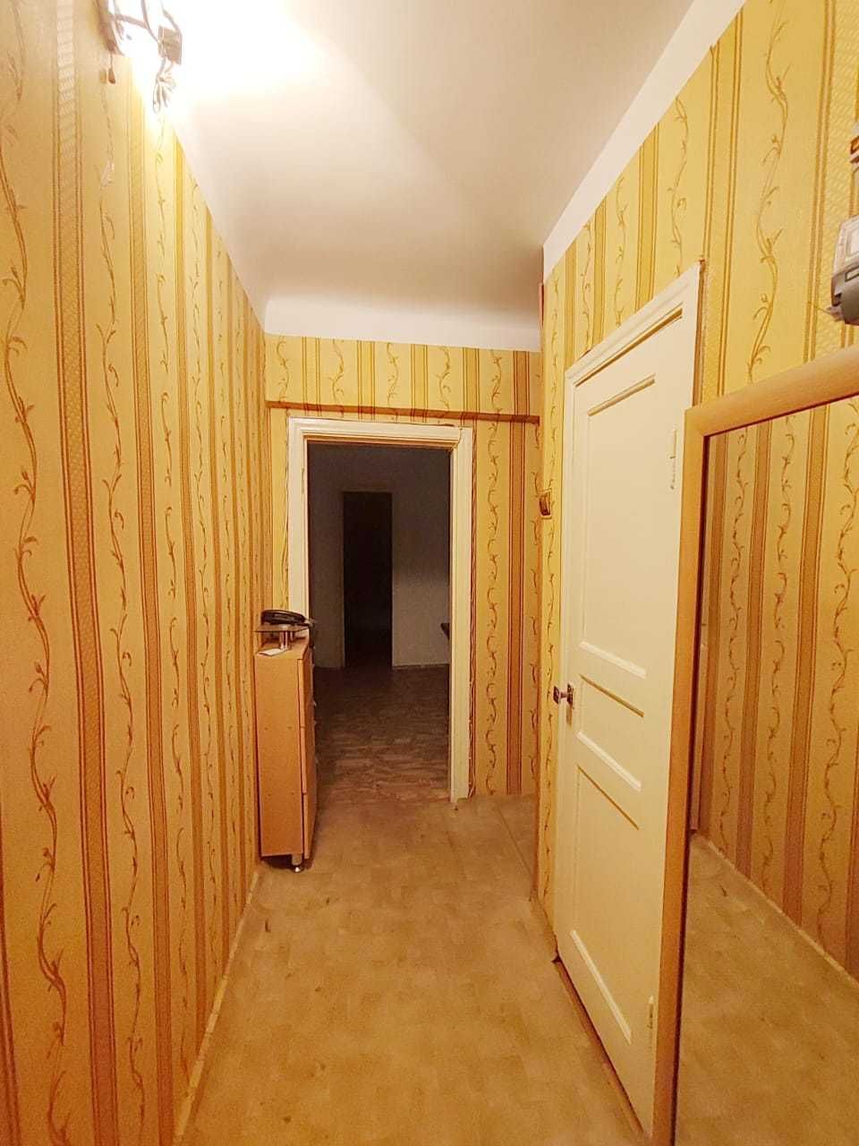 *Продам 2 комн. квартиру ул. Щорса. Старого типа. Помощь в ипотеке.
