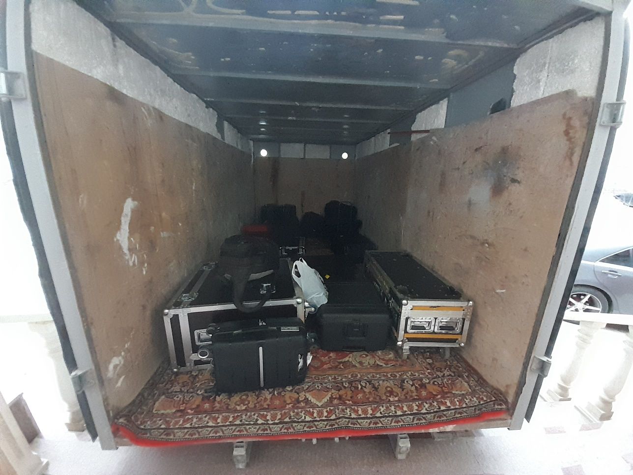 Вывоз мусора бытовой и строительный