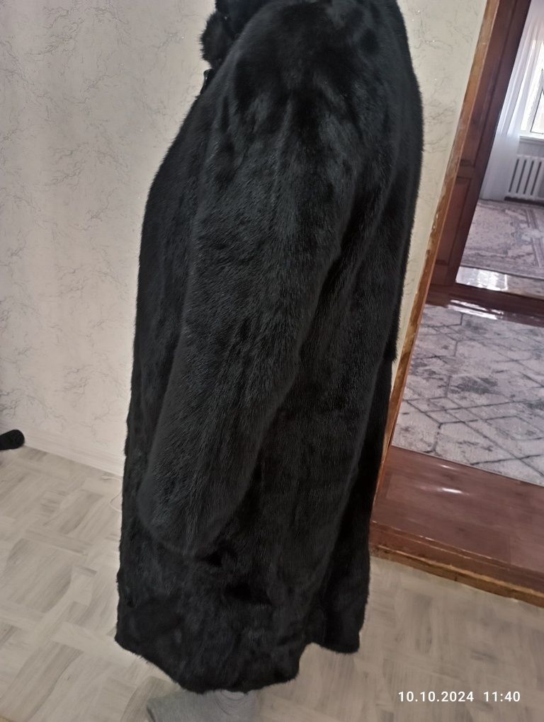 Продам шубу норка