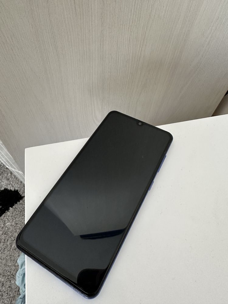 Продам телефон Samsung