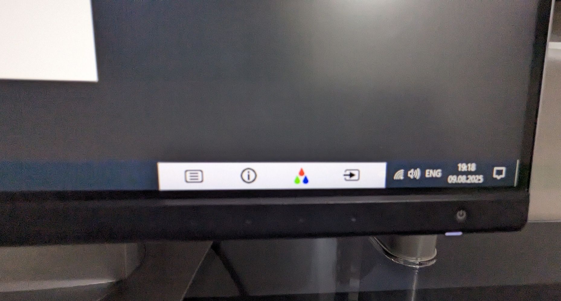 Сенсорный монитор Hp e230t elite