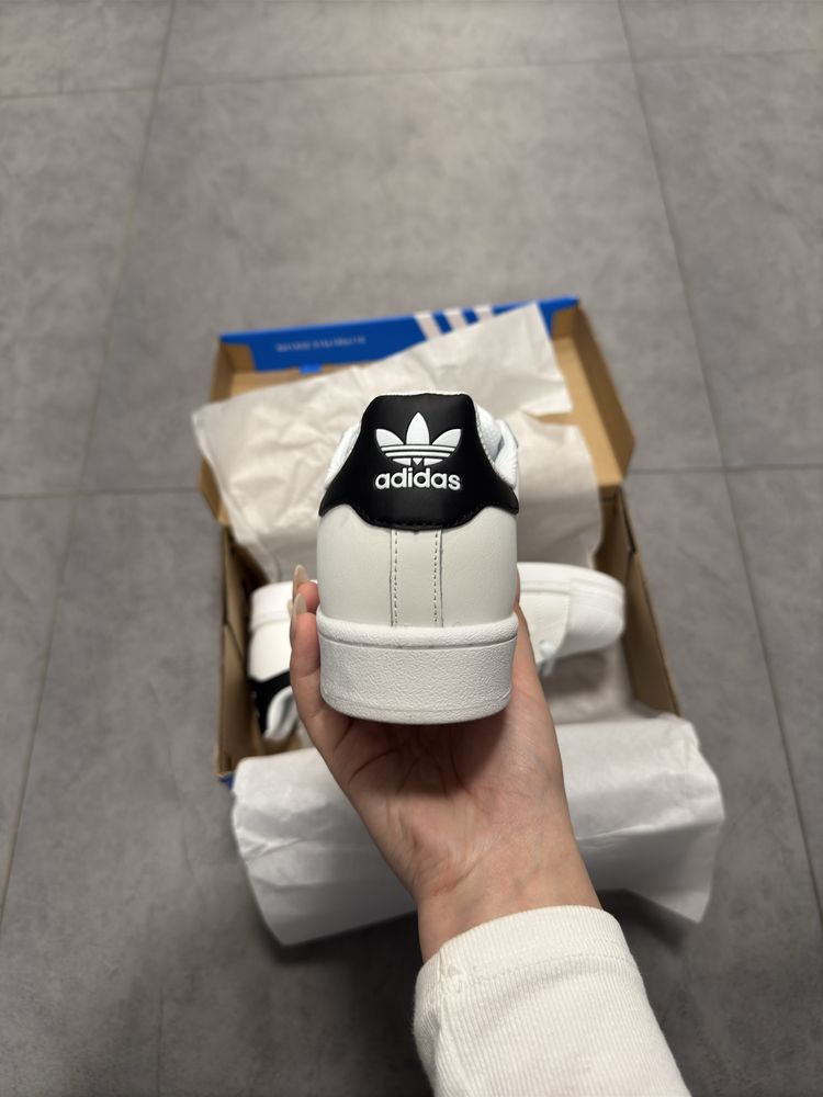 Adidas Superstar White/Black