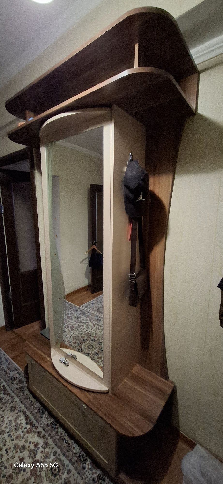 Продаю б/у шкаф для при.