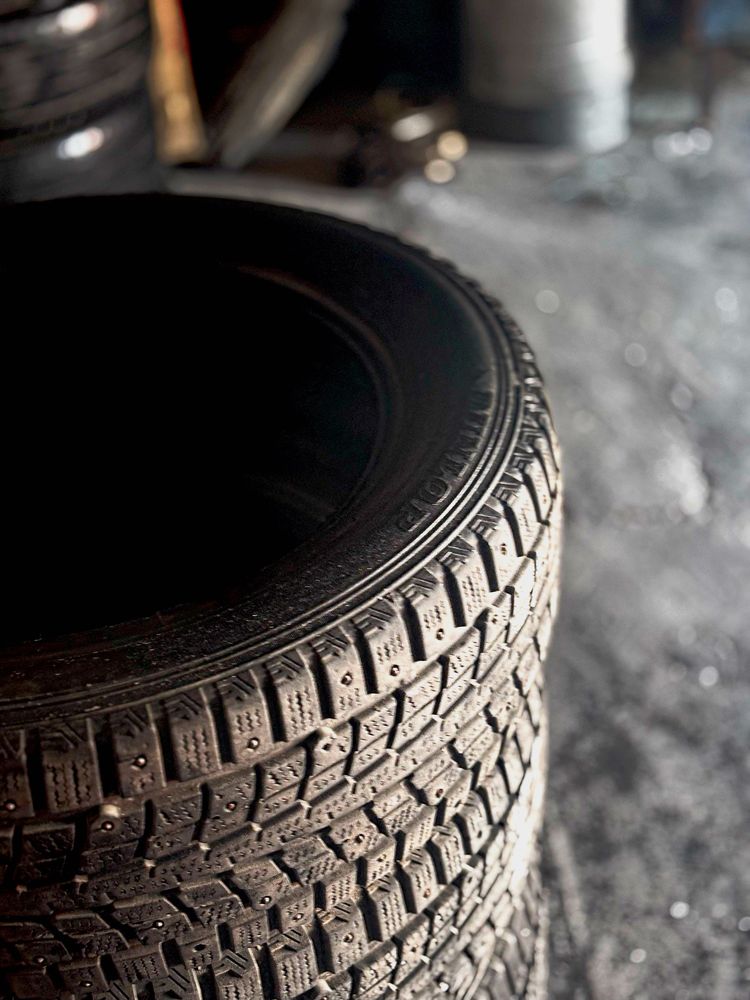 Шины 225/60R18 104T за одно шино 15 тыс