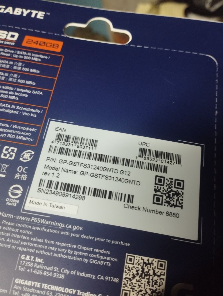 Жёсткий диск SSD 240 GB