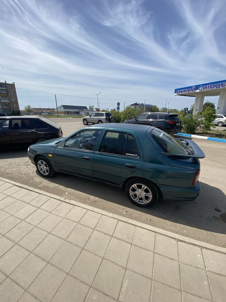 Ниссан Санни 1994.г