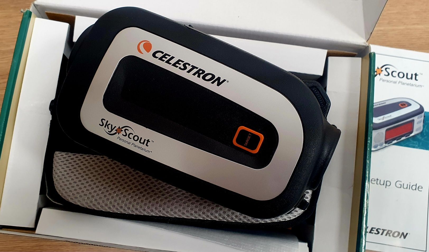 Персональный планетарий Celestron SkyScout.