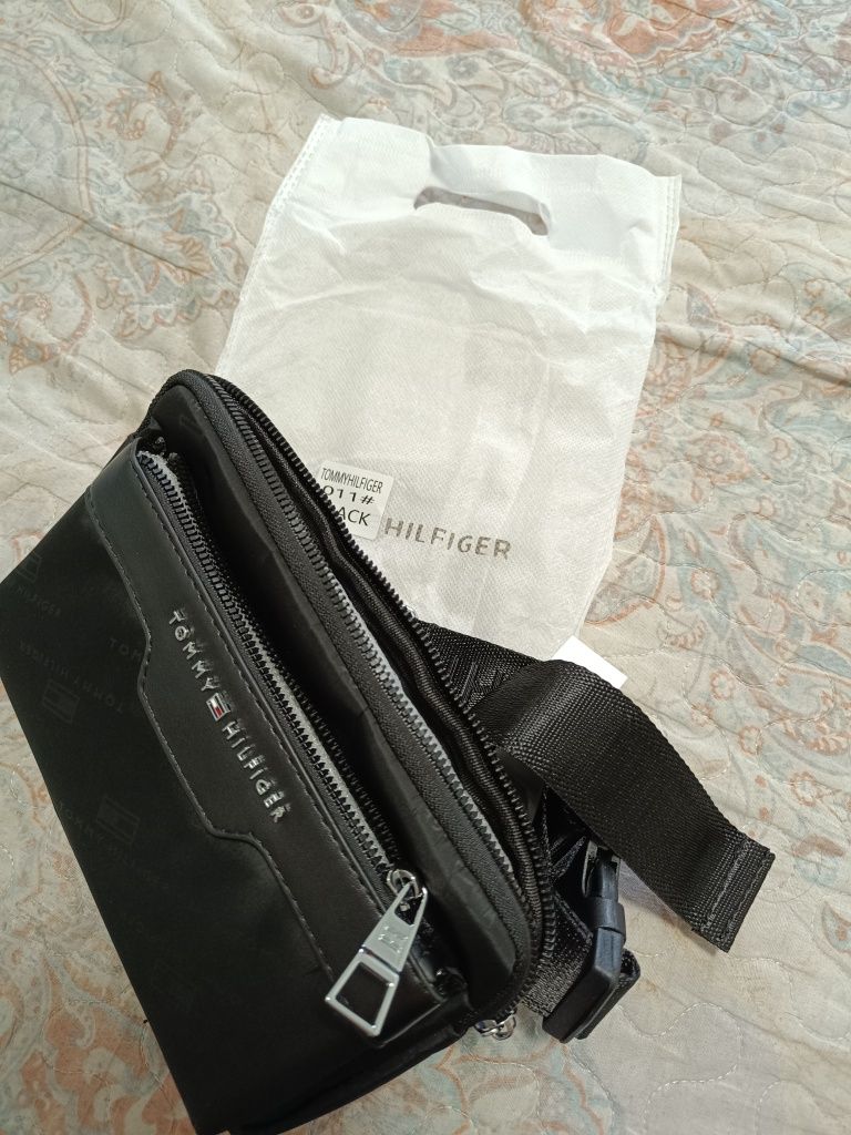 Tommy Hilfiger Сумочка,Барсетка,Клач,Бананка,Поясная и черезПлечо.Люкс