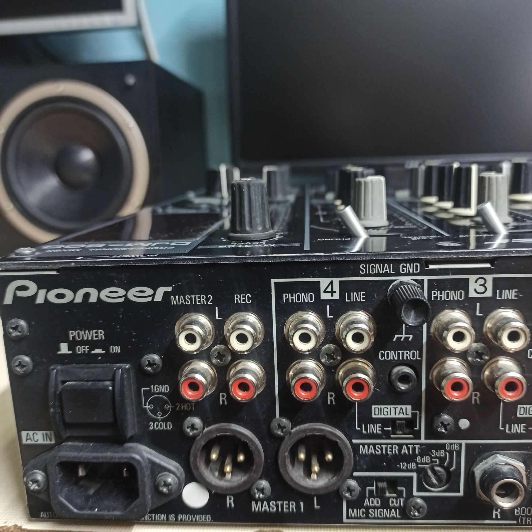Dj микшер Pioneer DJM-800