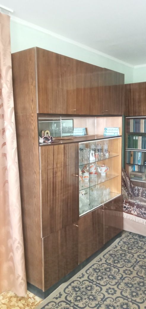Продам советские шкафы