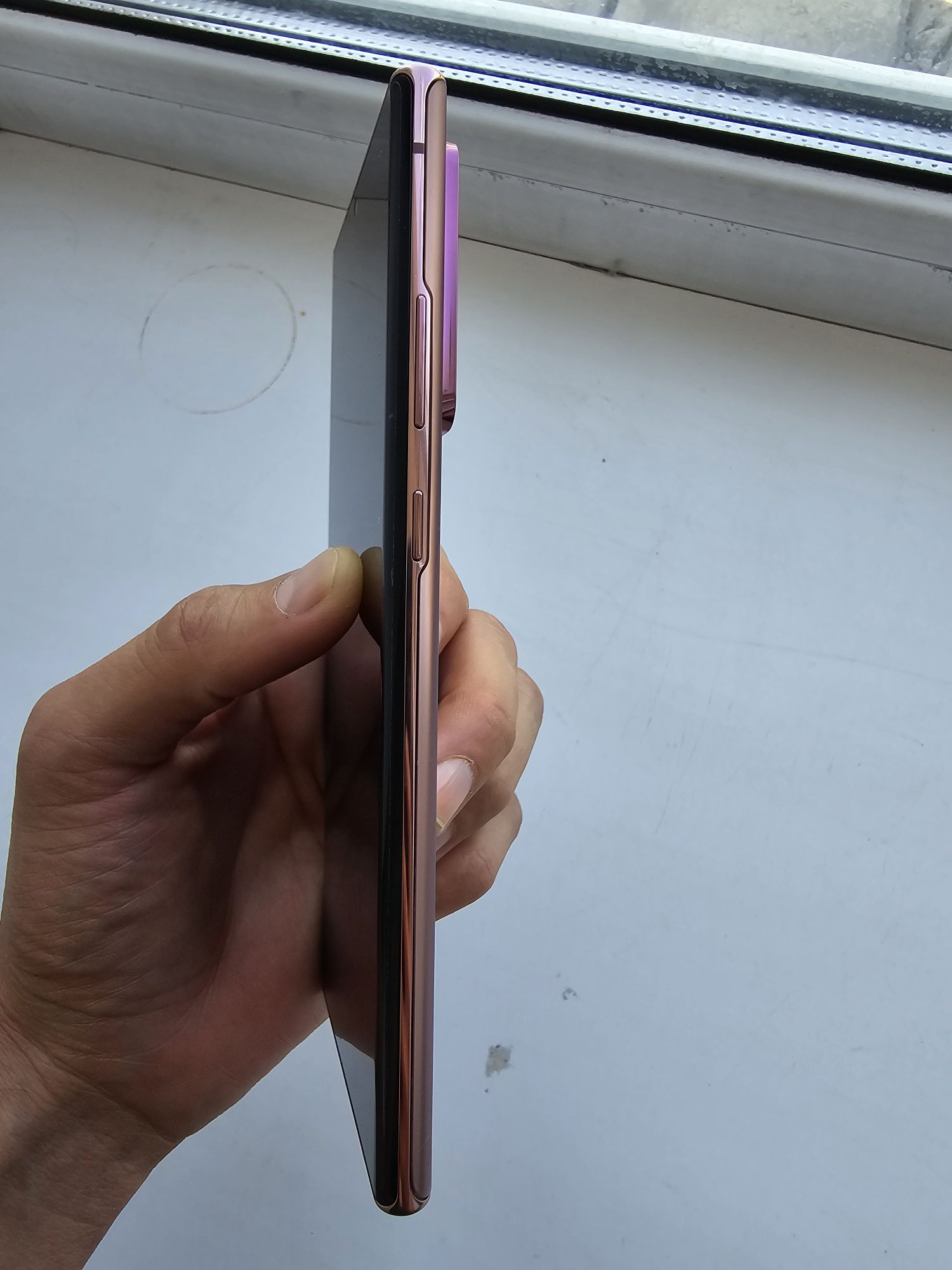Samsung Note 20 Ultra 512gb 2 sim. Цвет бронзовый.