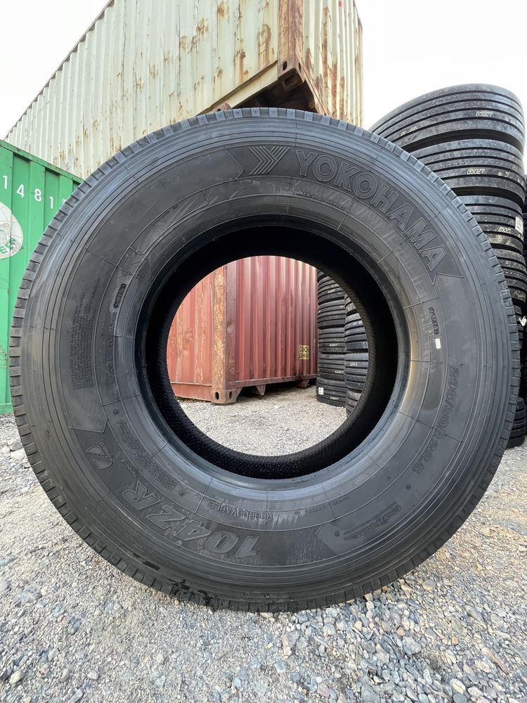 Грузовые шины YOKOHAMA 295/80 R22.5 104ZR (рулевая ось)