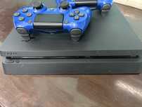 Продам sony playstation 4