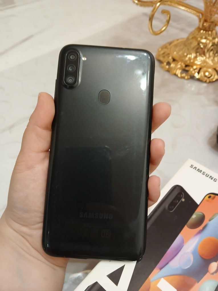 Продам Samsung Galaxy A11