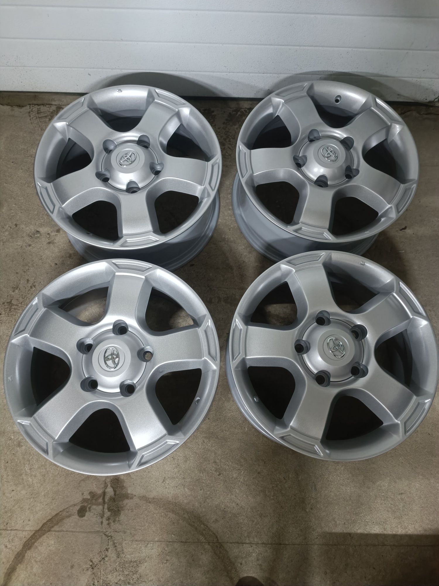 Диски r18 original Land Cruiser 100, Land Cruiser 200, Lx470, Lx570