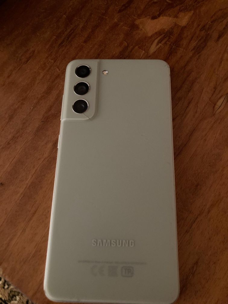 Samsung Galaxy S21 FE