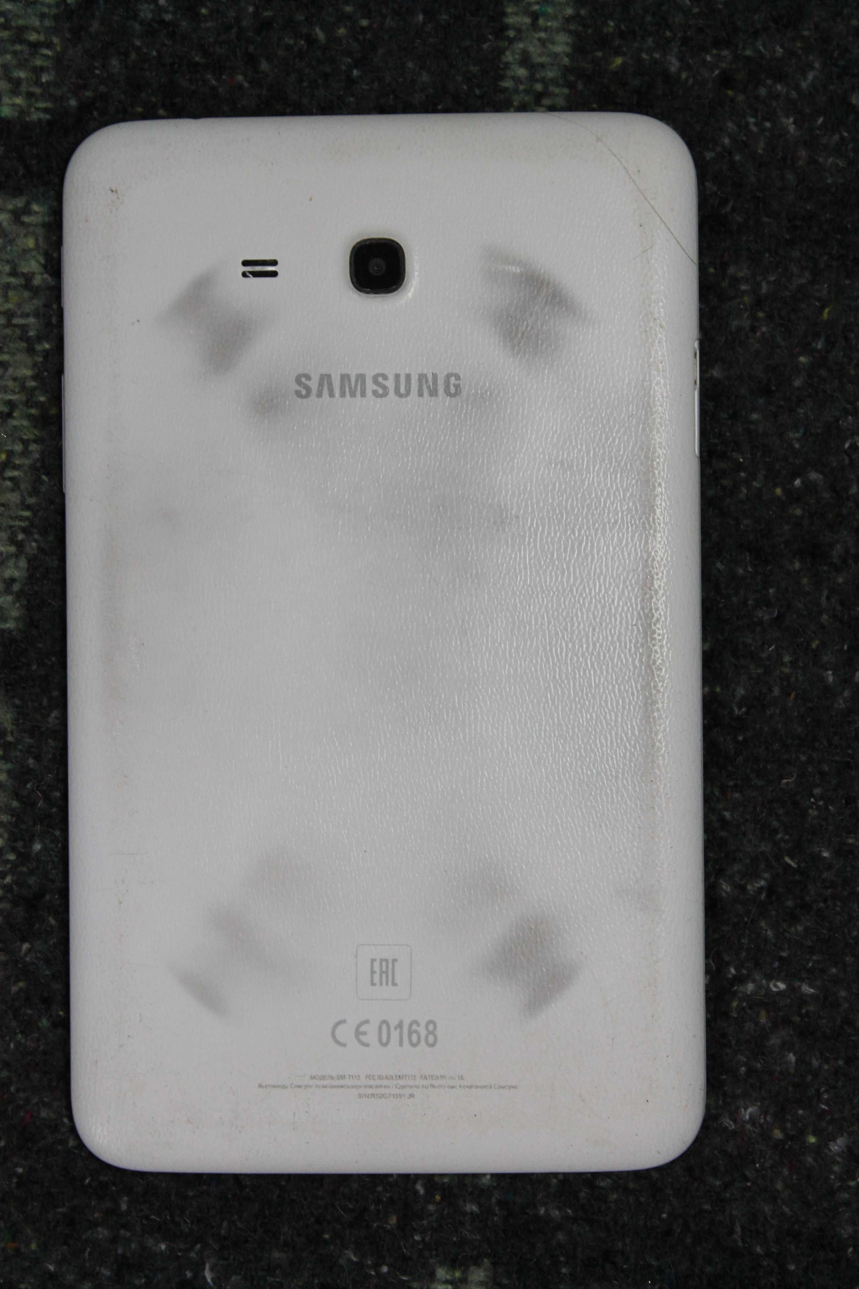 Планшет Samsung Galaxy Tab 3 Lite SM-T113 на 8гб