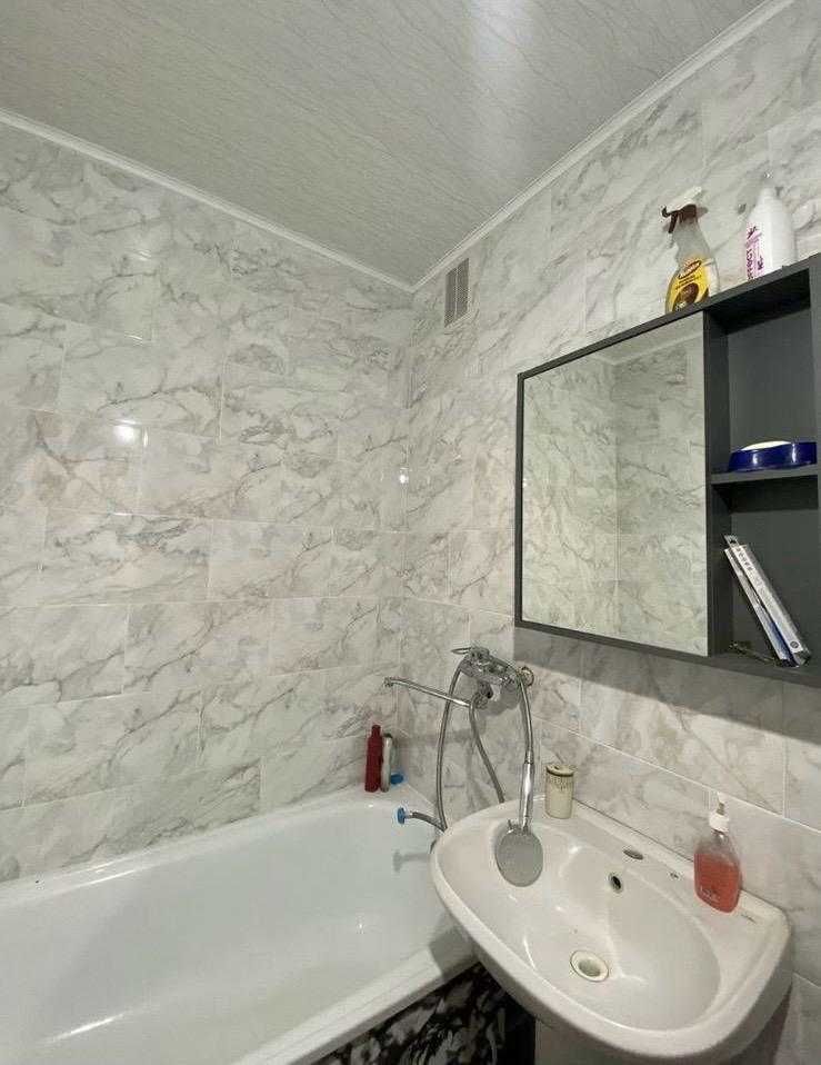Продам 2 комн. квартиру в Уральске
