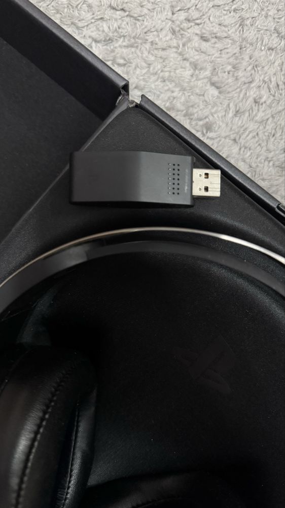 Наушники беспроводные Sony Platinum Wireless Headset (PS4)