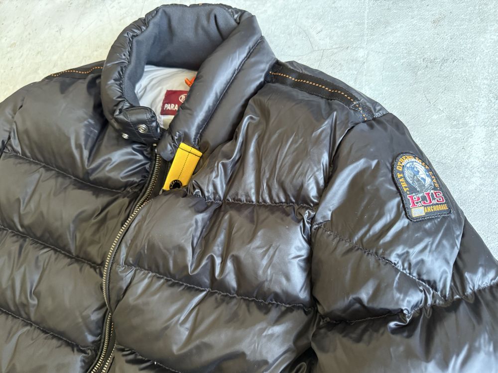 Пуховик Parajumpers  черный размер М идельное состояние