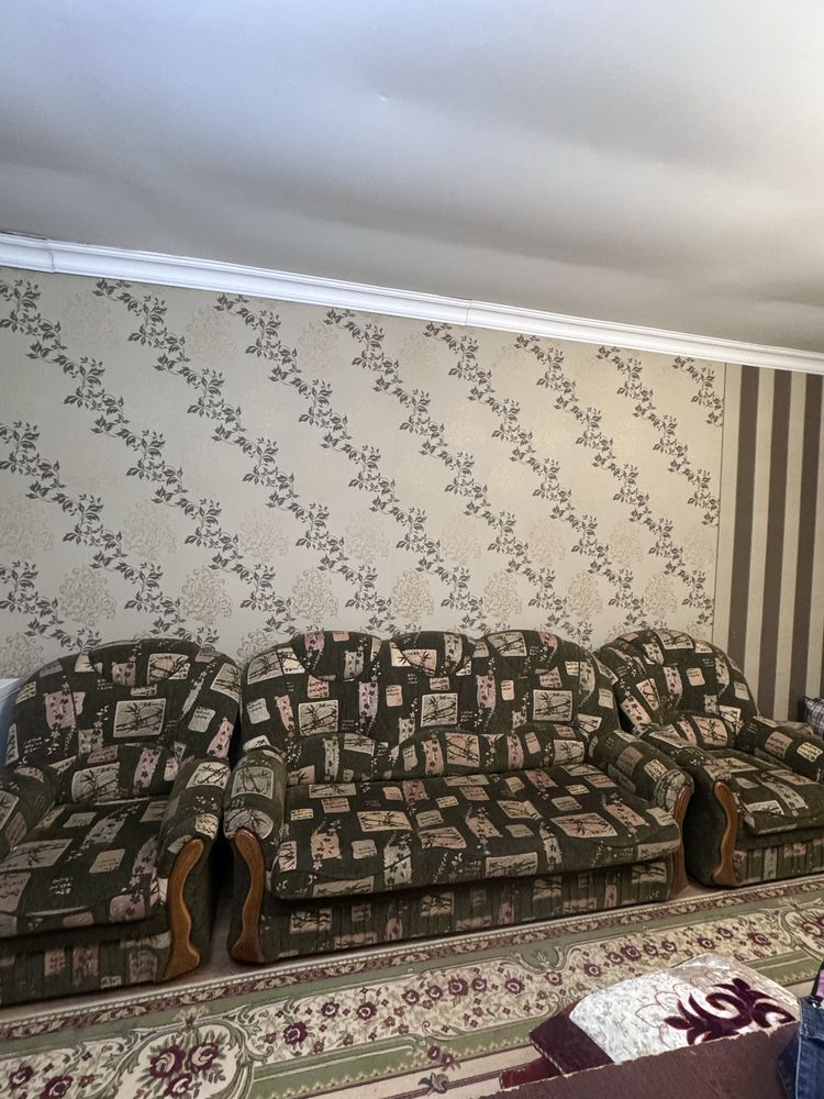 Диван с креслами