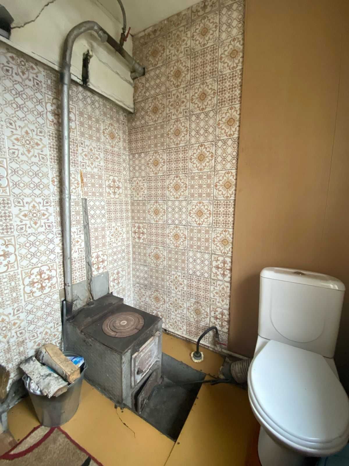 ПРОДАМ ДОМ шпальный в Рабочем поселке!