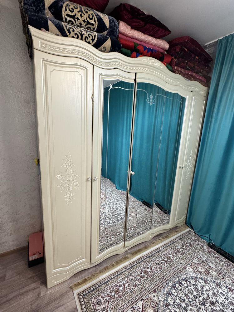 Продам технику мебель