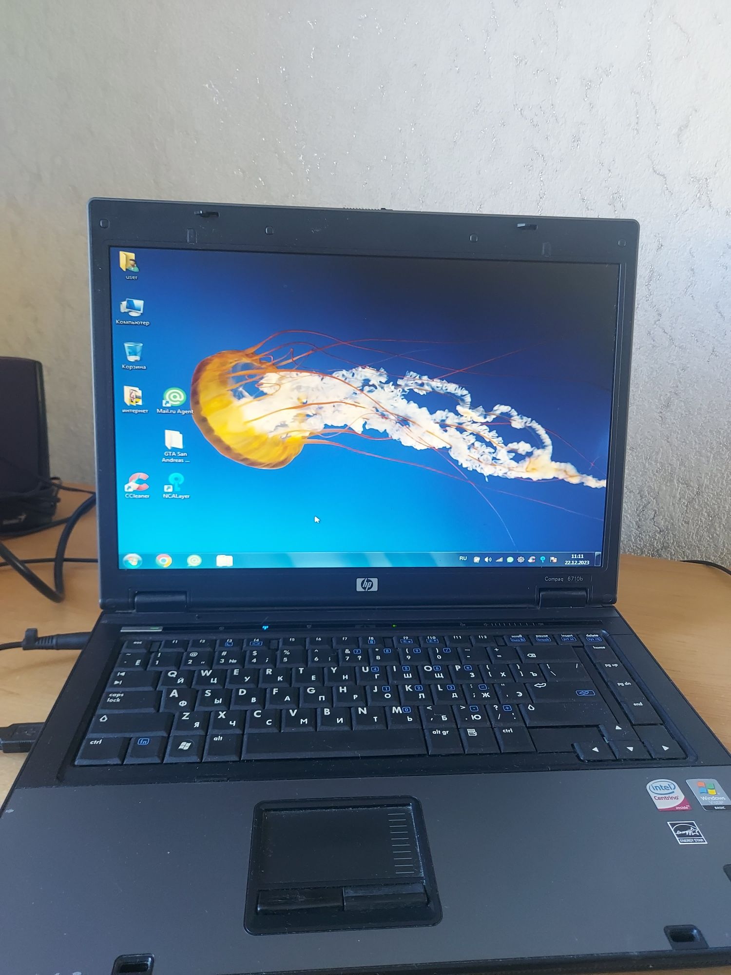 Продам ноутбук hp