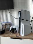 Продам Sony PS5 Slim 1 TB как новая 2 джойстика