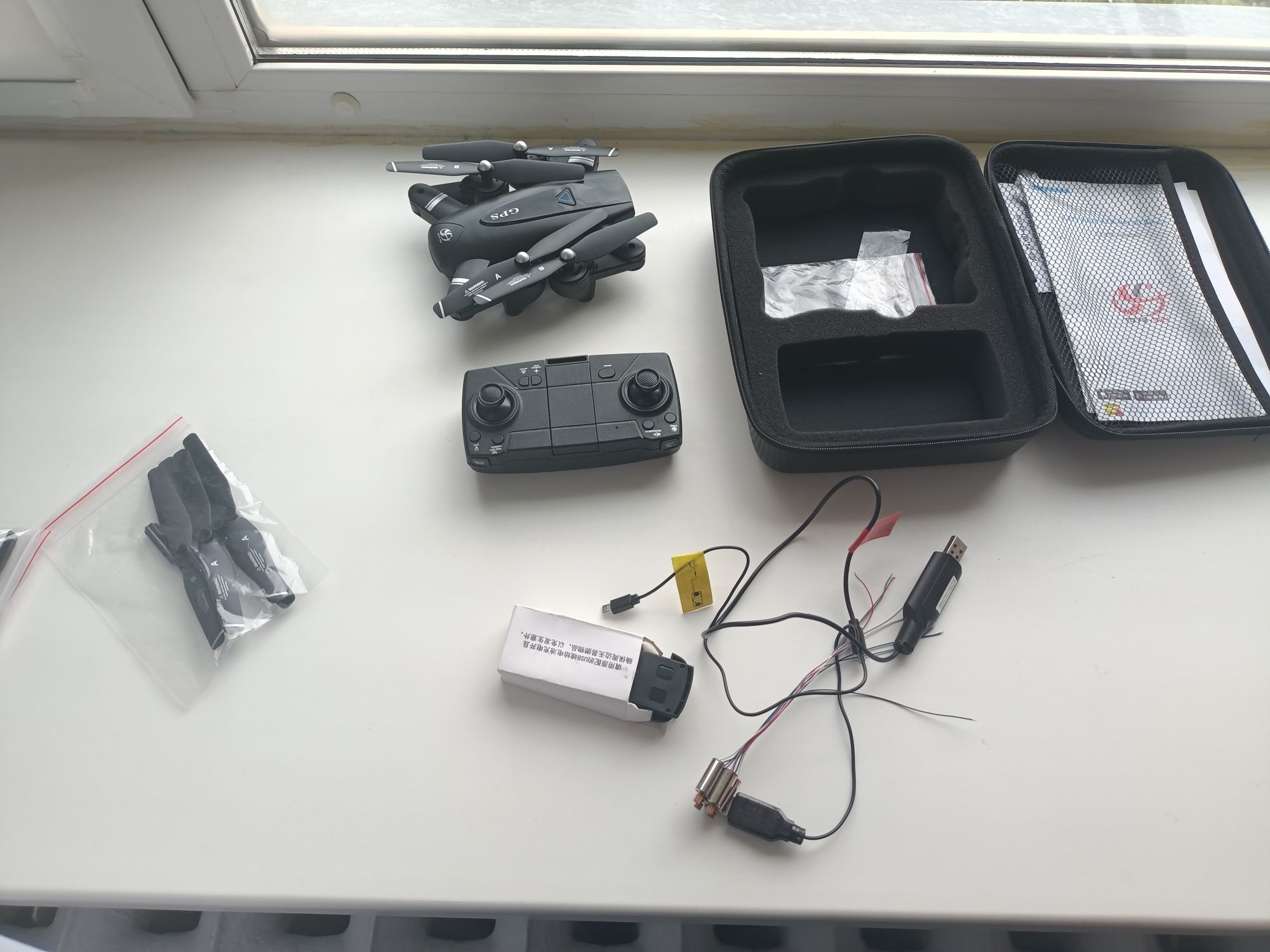 продам дрон в идеальном состоянии CSJ S167 GPS