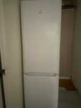 Продам холодильник INDESIT