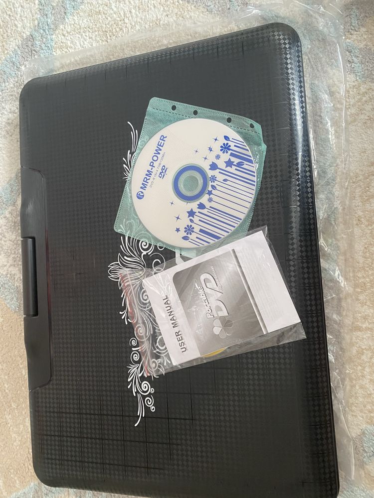 Продам портативный DVD