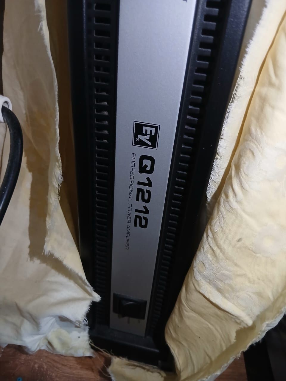 Electro Voice Q1212