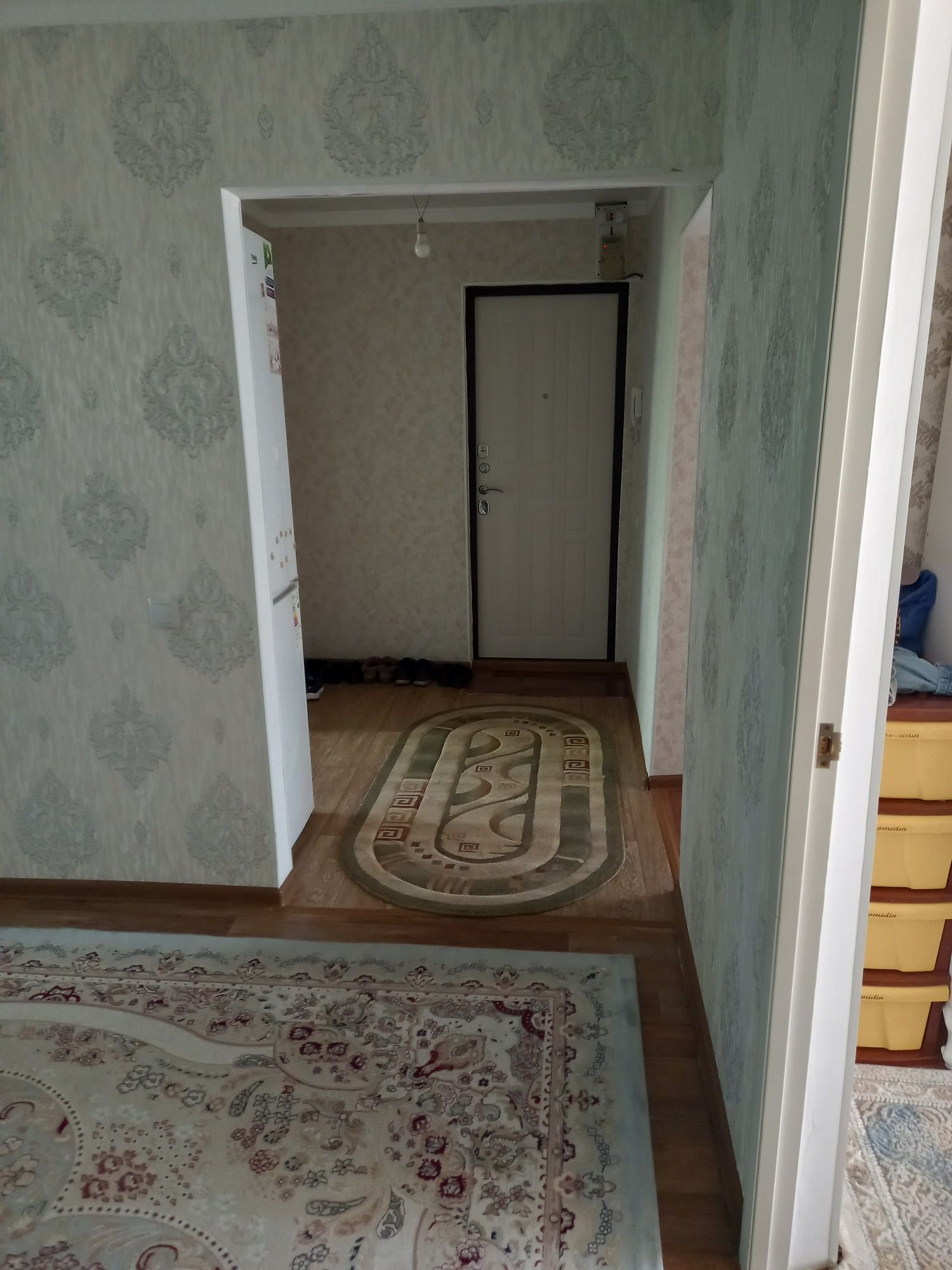 Продам или Обмен на Дом кв находится в 6мкр в доль дороги