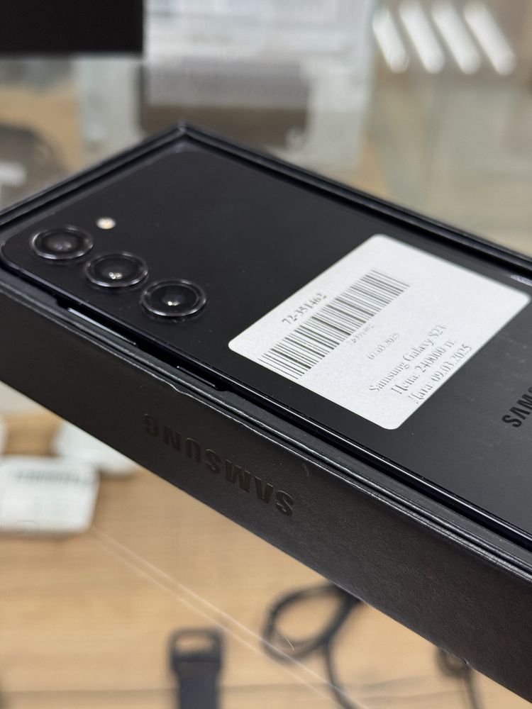 Samsung Galaxy S23 240,000тг 128gb 0•0•12kaspi 0•0•24 halyk
