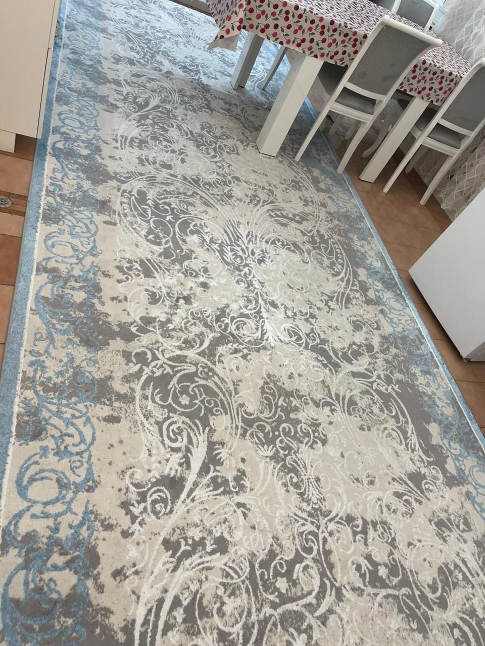 Продаются ковры отл.сост