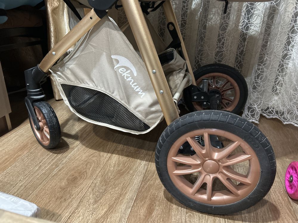 Продам коляску детскую