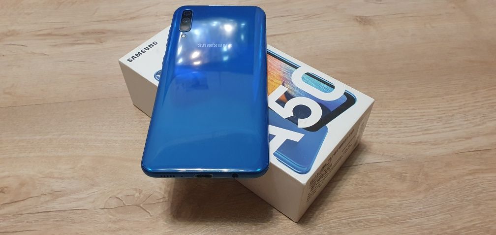 Samsung A50 128Gb blue
