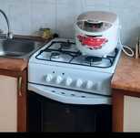 Продам газ плиту